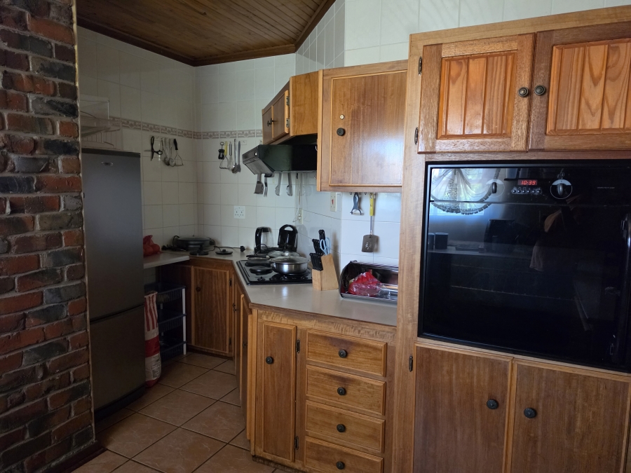 4 Bedroom Property for Sale in Pellissier Free State